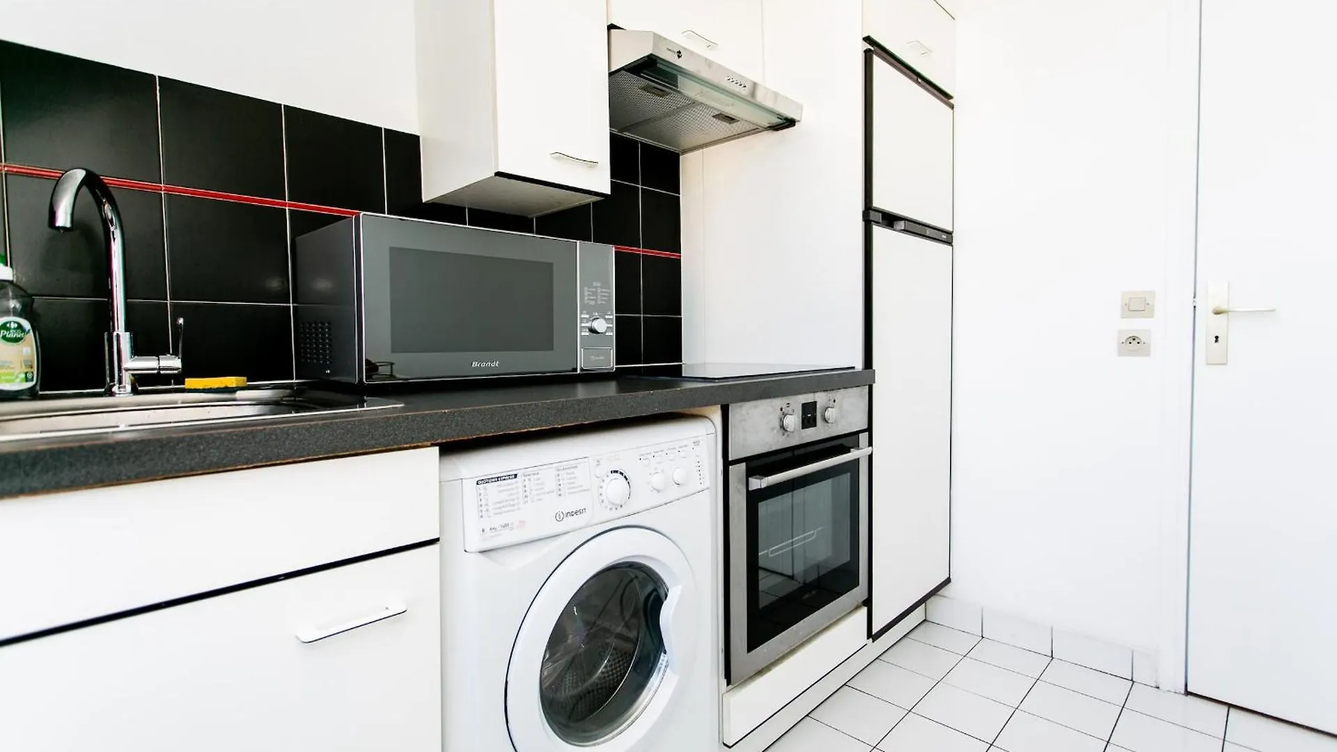 Upper 1Br Paris Cozy Apartment France
